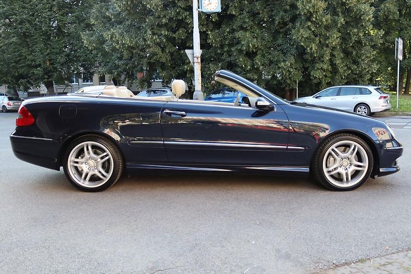 Mercedes-Benz CLK 550 AMG CABRIO 285kW - fotka 9 z 50