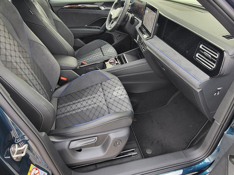 Volkswagen Tiguan (2026) R-Line People 2,0TDI 110KW-nov - fotka 29 z 30