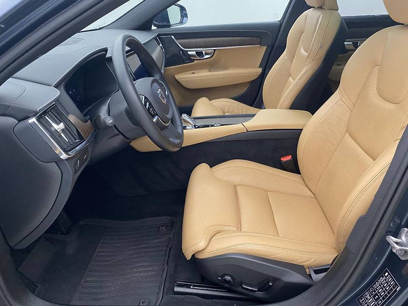 Volvo V90 B4 BRIGHT PLUS AUT REZERVACE - fotka 3 z 48