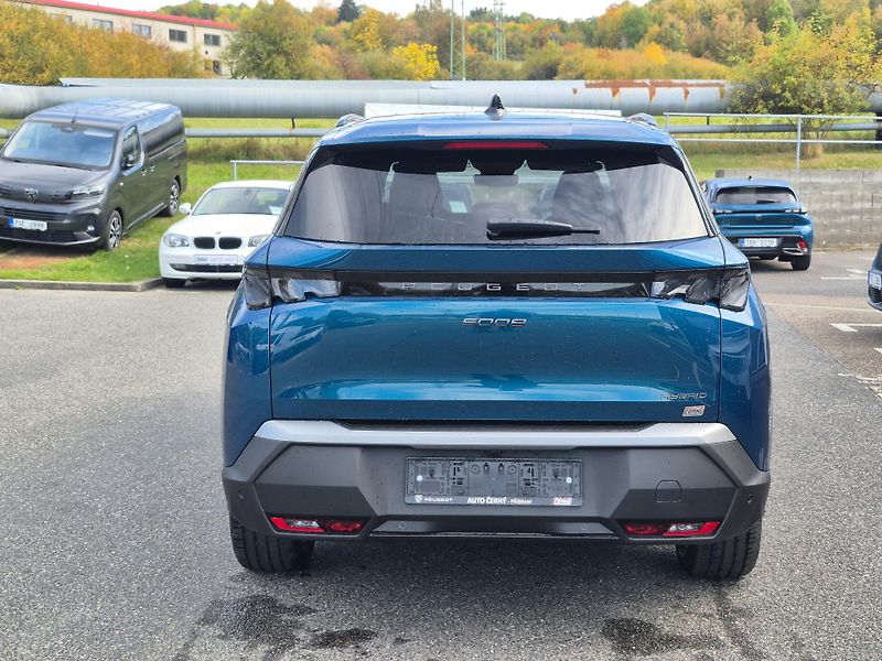 Peugeot 5008 (2026) GT Hybrid 145 e-DCS6 - fotka 5 z 23