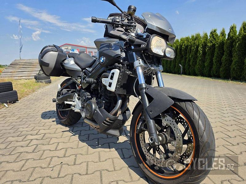 BMW F 800 R (2011) - fotka 2 z 14