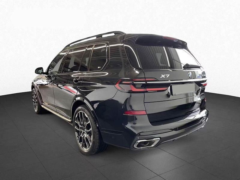 BMW X7 xDrive40i M-Sport ExDrive SkyL - fotka 5 z 16