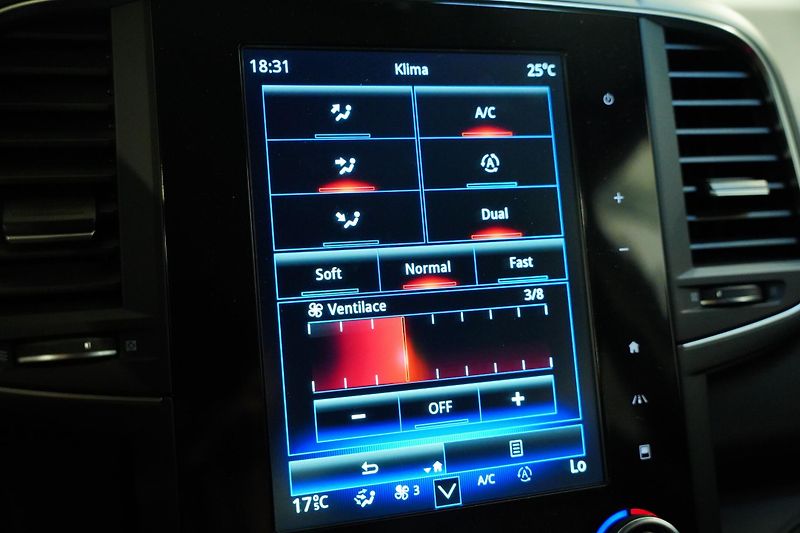 Renault Koleos - fotka 23 z 29