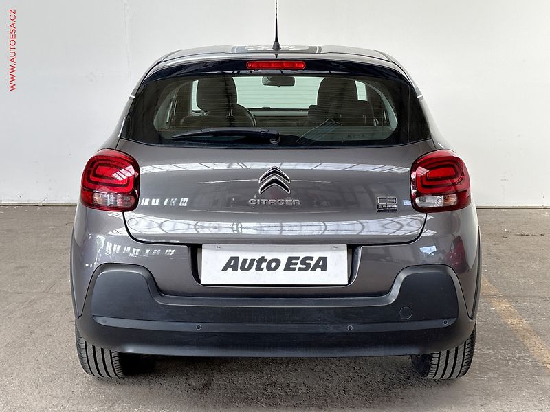 Citroën C3 (2018) 1.2PT, Navi, park.čidla - fotka 5 z 16