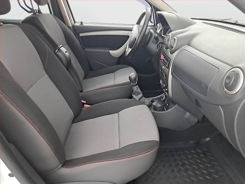 Dacia Duster (2013) 1.6 16V, LPG, 4X4 - fotka 9 z 14