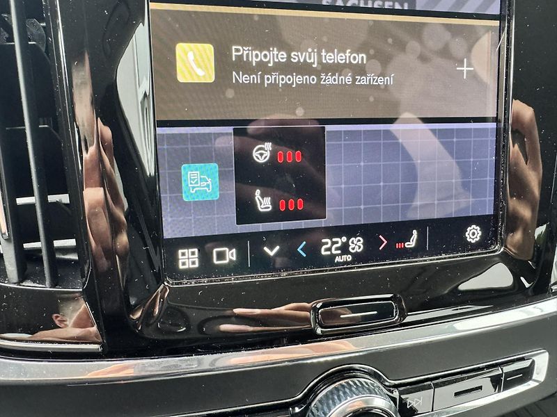 Volvo V90 T6 AWD PLUS DARK // REZERVACE - fotka 40 z 50