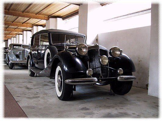 Sbírka cenných automobilů jugoslávského komunistického vůdce Josipa Tita.