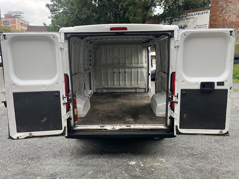 Peugeot Boxer (2023) 2,2 HDi 88 Kw , ČR, 1.MAJ - fotka 16 z 16