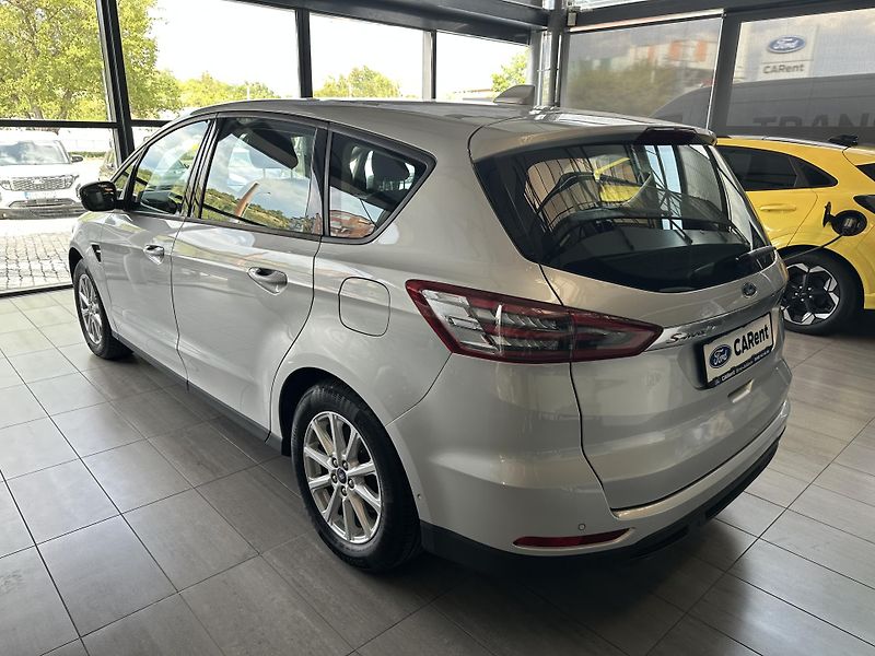 Ford S-MAX Business 2.5i HEV 190k aut. - fotka 2 z 28