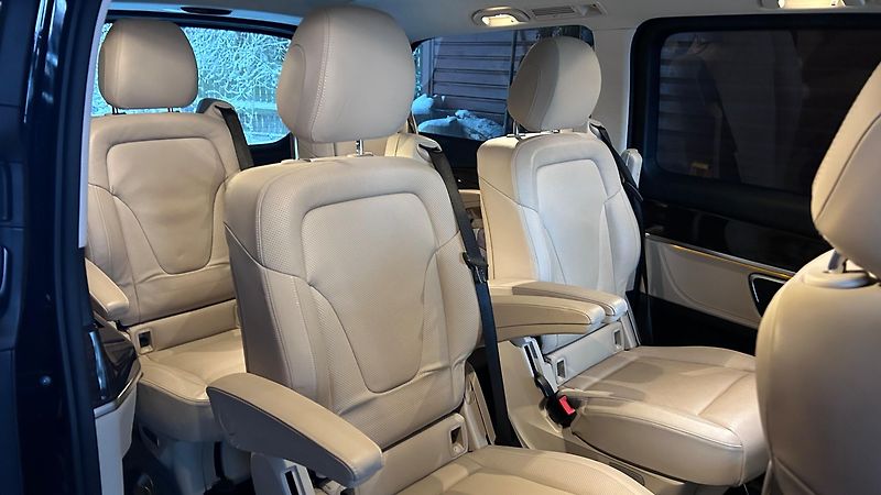 Mercedes-Benz Třídy V (2023) 300 Exclusive L 4M AIR LEDNICE - fotka 17 z 46