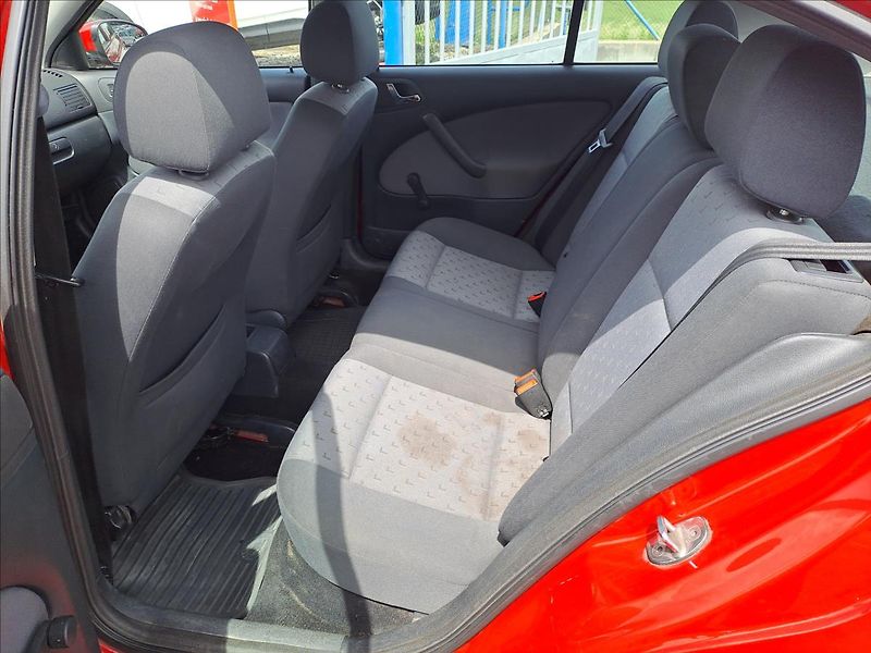 Škoda Octavia 1,9 TDI - fotka 6 z 13