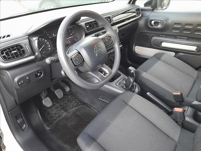 Citroën C3 1,2 PureTech - fotka 10 z 21