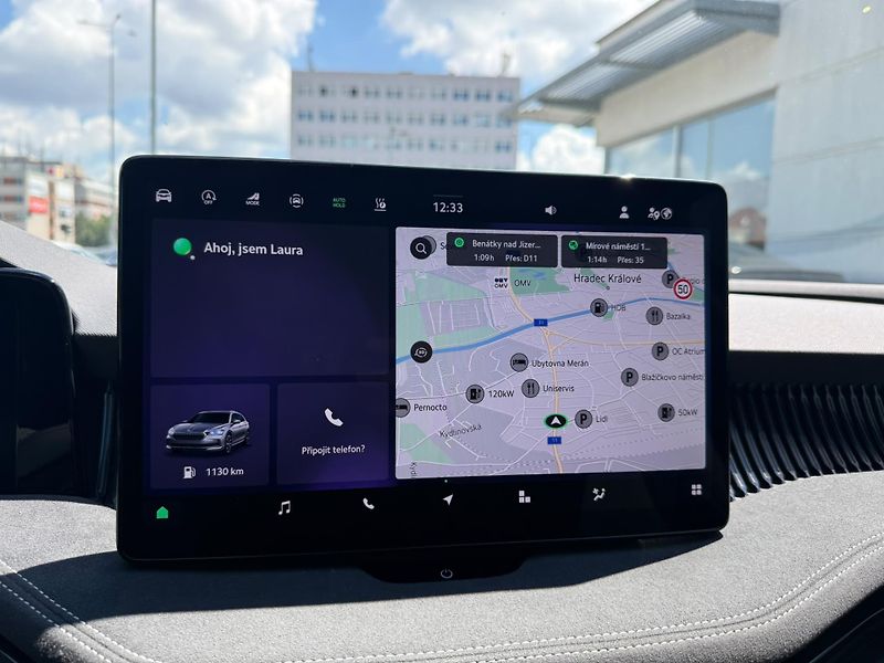Škoda Superb Sportline 2.0 TDI 110kw DSG Co - fotka 12 z 29