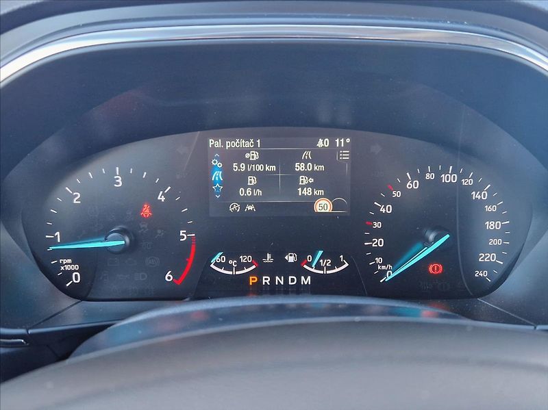 Ford Focus 1,5 EB Titanium LED Webasto - fotka 22 z 22