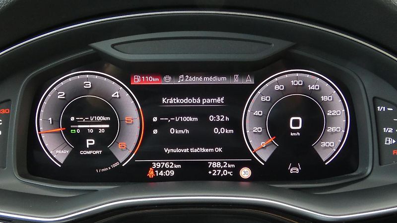 Audi Q7 50 TDI quattro Tiptronic S lin - fotka 14 z 26