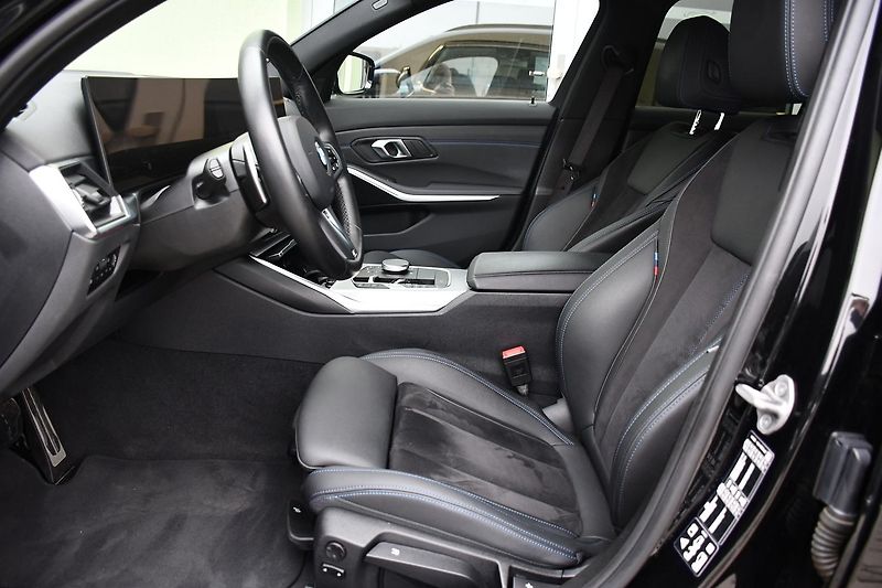 BMW Řada 3 320D xDrive M-SPORT ČR 1.M - fotka 14 z 47