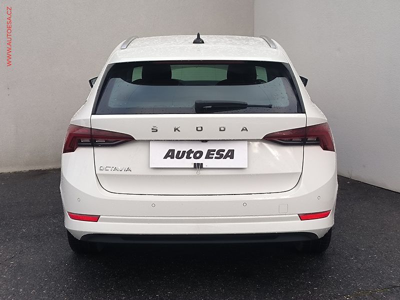Škoda Octavia (2020) 2.0 TDi, 2.maj,ČR, Style - fotka 5 z 27