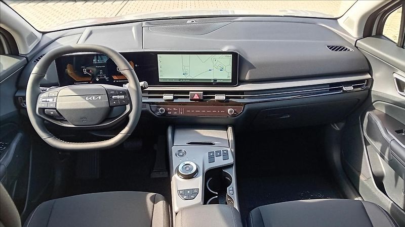 Kia Sportage 1,6 T-GDi 7DCT EXCLUSIVE - fotka 10 z 13