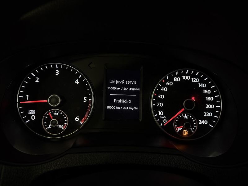 Volkswagen Sharan 2.0TDI 110kW 4MOTION MANUÁL 1M - fotka 19 z 38