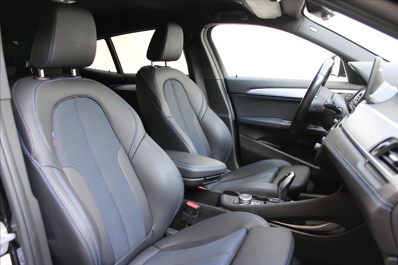 BMW X2 20d xDrive/M-Paket/TOP/CZ - fotka 28 z 40