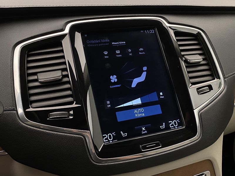 Volvo XC90 D5 AWD INSCRIPTION REZERVACE - fotka 44 z 49