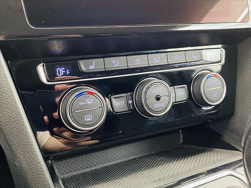 Volkswagen Arteon 2,0 TDI DSG 110 kW Elegance - fotka 20 z 26