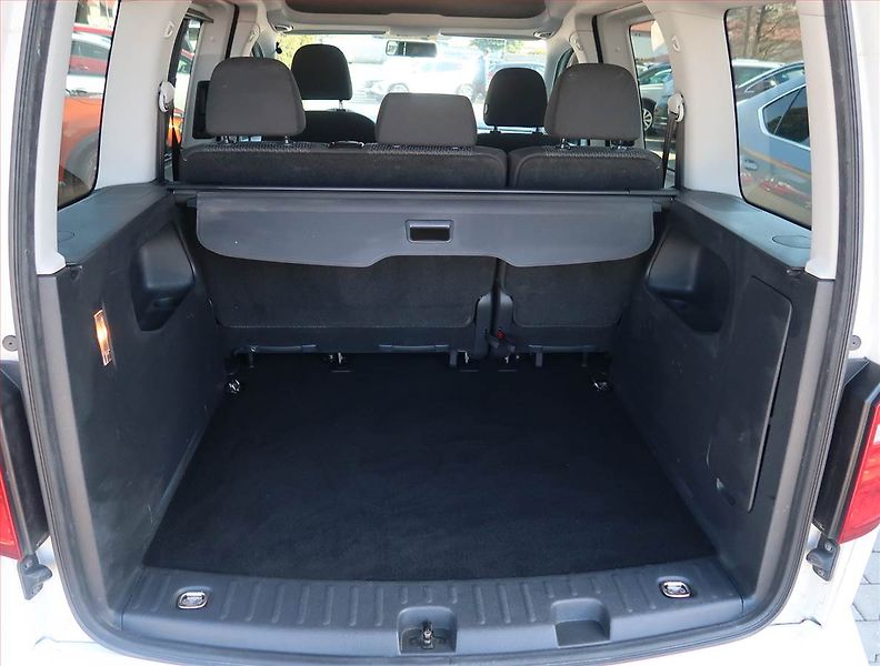 Volkswagen Caddy (2015) 2.0 TDI, 5Míst, 1Maj - fotka 13 z 14