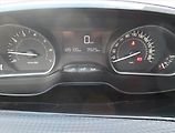 Peugeot 2008 (2016) Active 1.2 PureTech - náhled 11