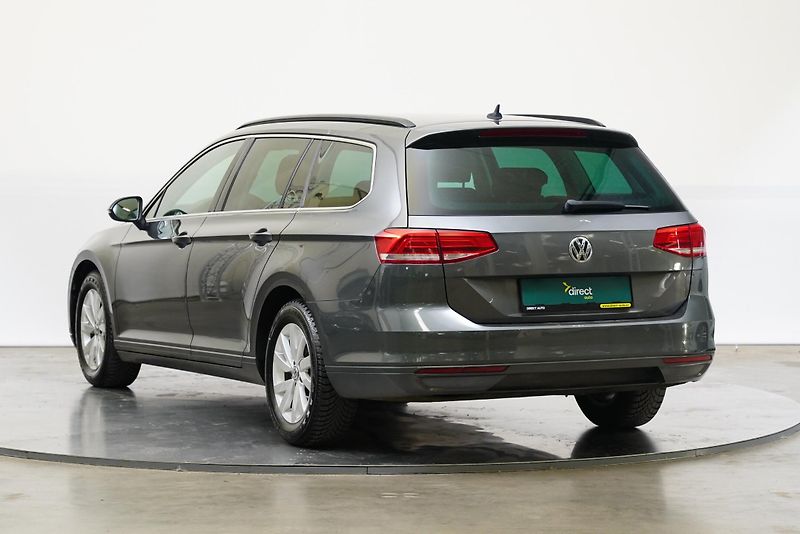 Volkswagen Passat - fotka 4 z 6