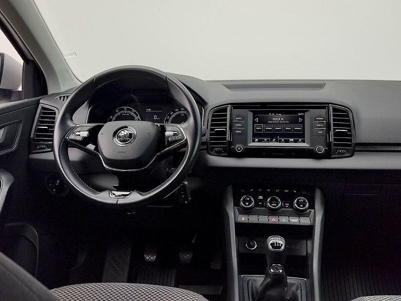 Škoda Karoq (2021) Active 1,5 Tsi - fotka 6 z 34
