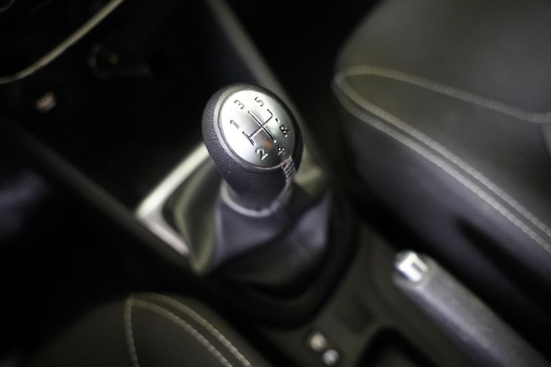 Renault Clio - fotka 20 z 22