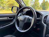 Isuzu D-Max 2,5 TD TT 4x4 / 3 - sklopka  - náhled 17