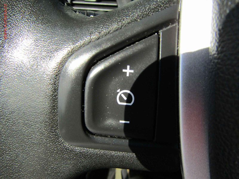 Renault Laguna (2008) 2.0 dCi, BIxen, AC, park - fotka 14 z 18