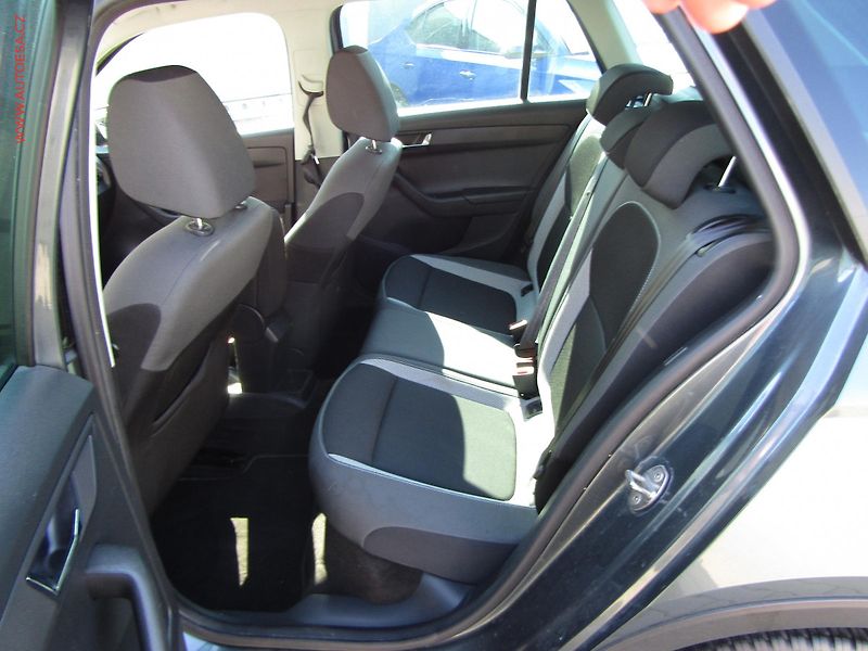 Škoda Fabia (2016) 1.2 TSi, ČR, Výhř.sed. - fotka 10 z 18