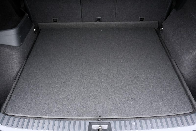 Škoda Kodiaq RS 2.0 TSI, Panorama, Webasto - fotka 41 z 46