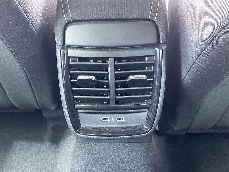 Škoda Scala (2025) 1.5 TSI Top Selection - fotka 25 z 32