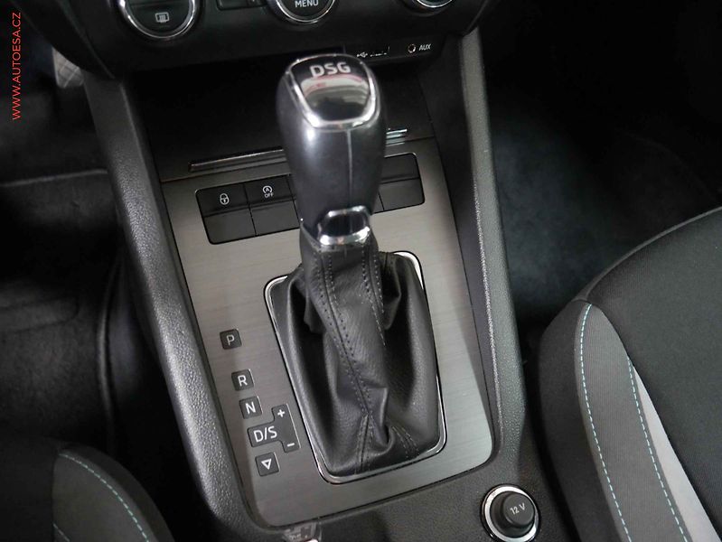 Škoda Octavia (2017) 2.0 TDi, Ambition, DSG - fotka 17 z 21