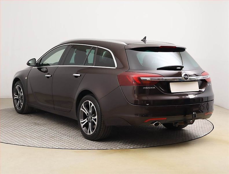Opel Insignia (2016) Cosmo 2.0 CDTI, 4X4, Automat - fotka 4 z 22
