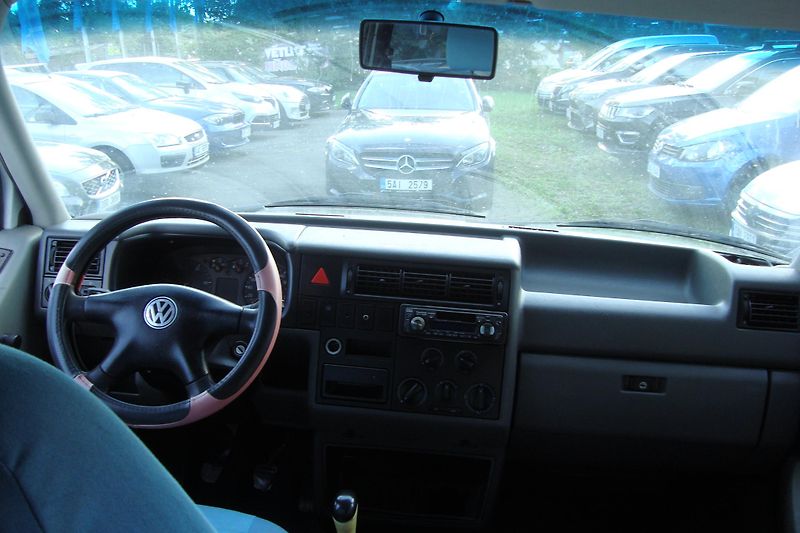 Volkswagen Transporter (2000) T4,2.5 TDi,ČR,Nová STK 8/2028 - fotka 34 z 54