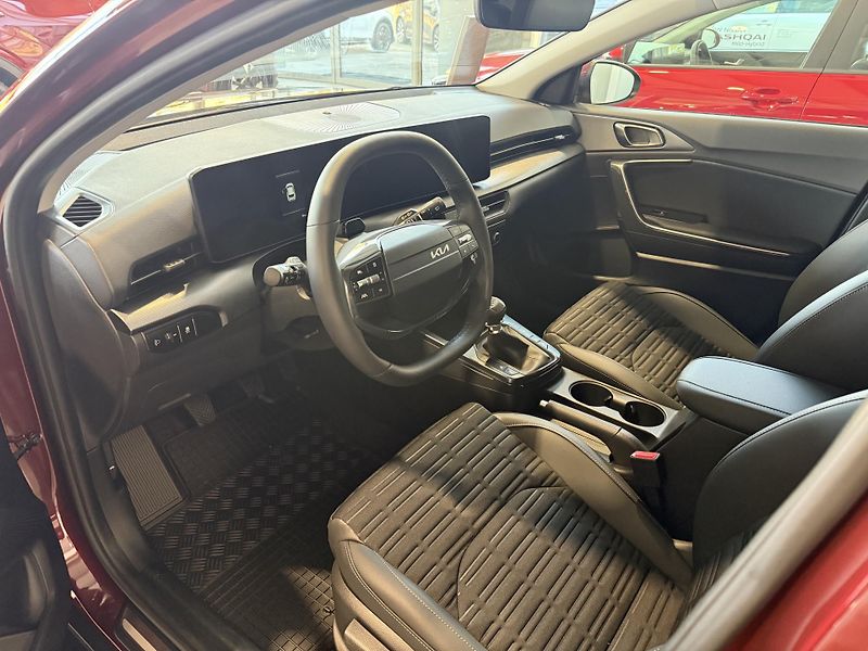 Kia XCeed 1,0 T-GDi GPF EXCLUSIVE - fotka 6 z 8