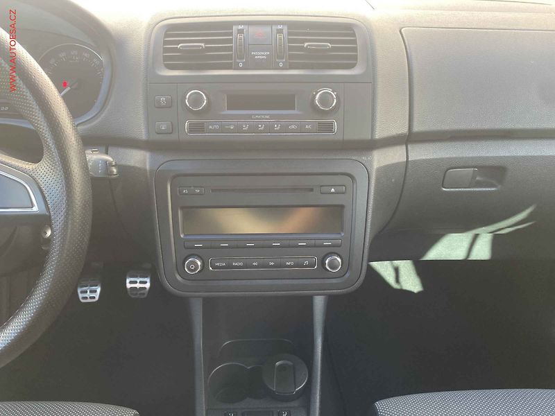 Škoda Fabia (2014) 1.2 TSi, Monte Carlo - fotka 12 z 17
