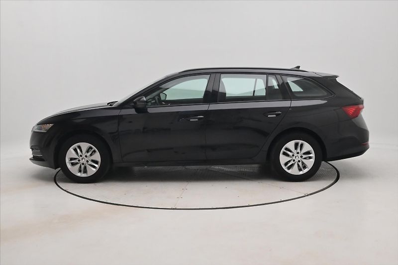Škoda Octavia 2,0 TDI 110 KW DSG TAŽNÉ Záruk - fotka 8 z 31