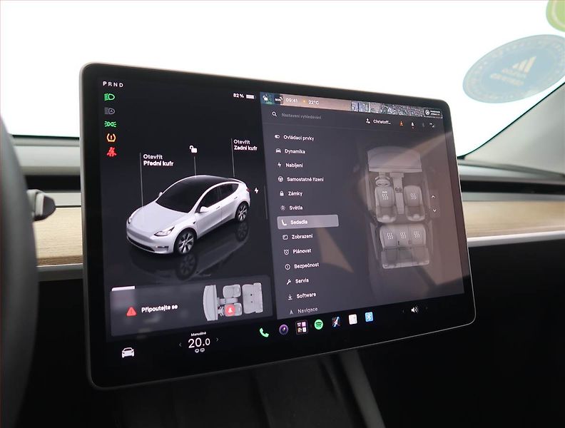 Tesla Model Y (2023) Long Range AWD 79kWh, SoH 92% - fotka 28 z 31