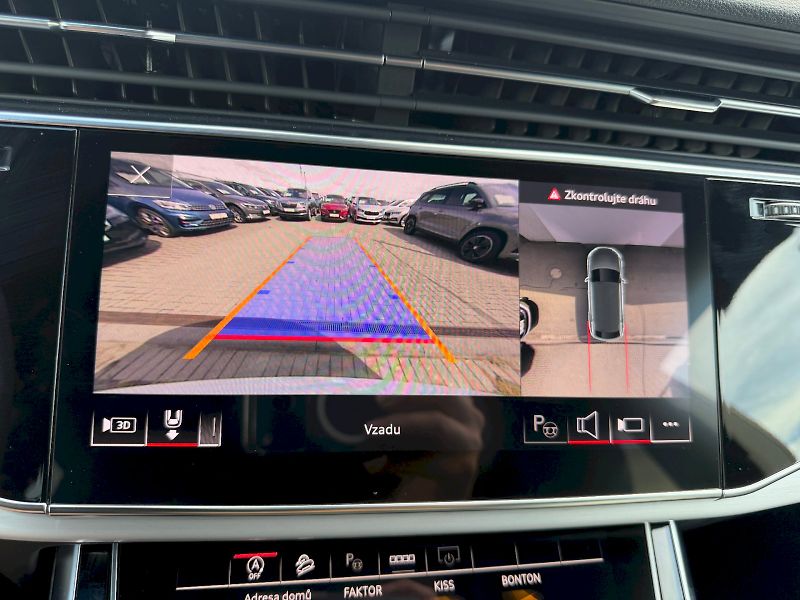 Audi Q8 (2023) 50 TDI 210kW Quattro S-LINE - fotka 20 z 35