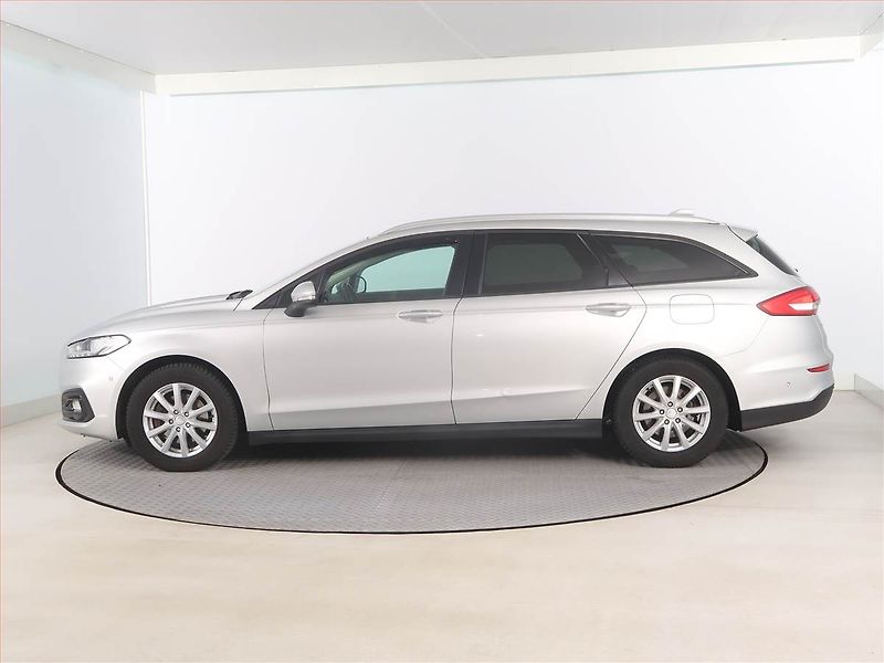 Ford Mondeo (2020) 2.0 EcoBlue, Navi, Tempomat - fotka 3 z 16