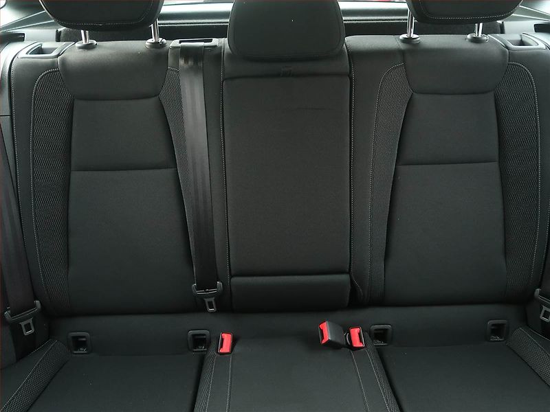 Škoda Karoq (2024) Fresh 2.0 TDI - fotka 10 z 22
