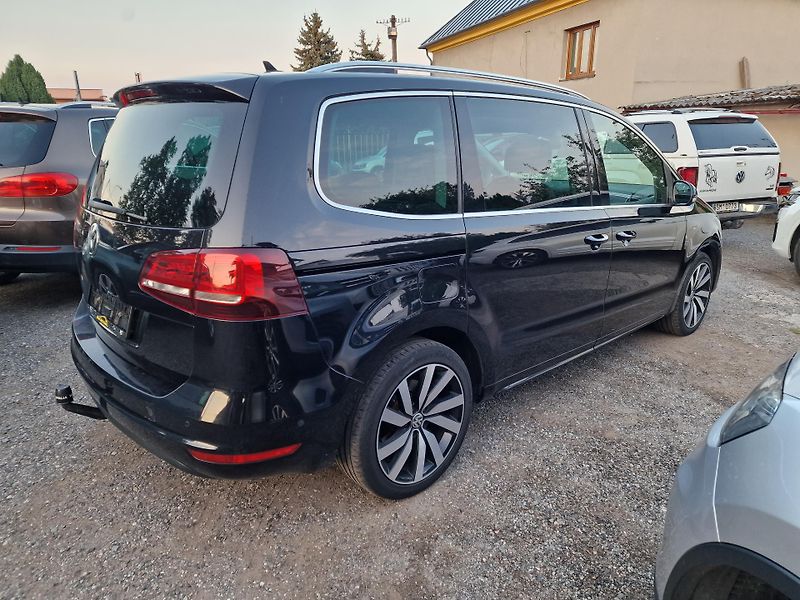 Volkswagen Sharan 2,0TDI 4MOTION DSG HIGHLINE  - fotka 4 z 24