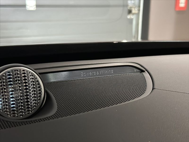 Volvo XC90 (2026) 2,0 T8  Ultra Bright - fotka 42 z 42