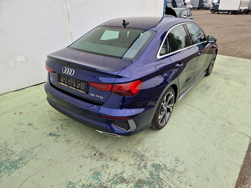 Audi A3 S-Line 35 TFSI - fotka 3 z 36