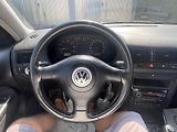 Volkswagen Golf 1.6i SR 100PS 134TKM EXTRA 1A! - náhled 165